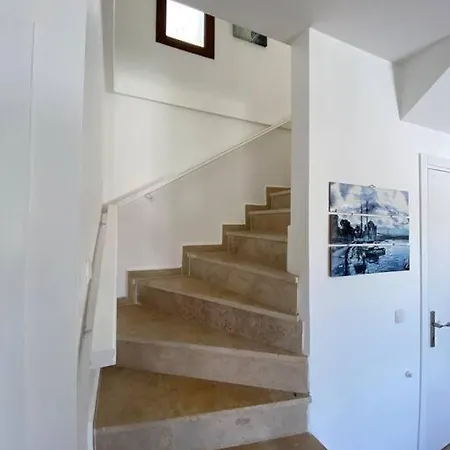 Sleeps 6, Luxury With A Private Pool - Awz 303 Villa